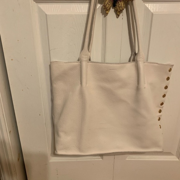 Hammitt White Calla Lily Large Oliver Zip Shoulder Bag - Picture 5 of 5
